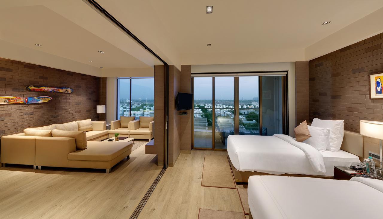 Hotel Wyndham Ahmedabad Shela Exterior foto